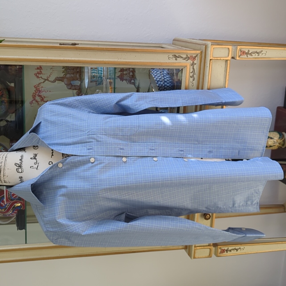 Vineyard vines shirt